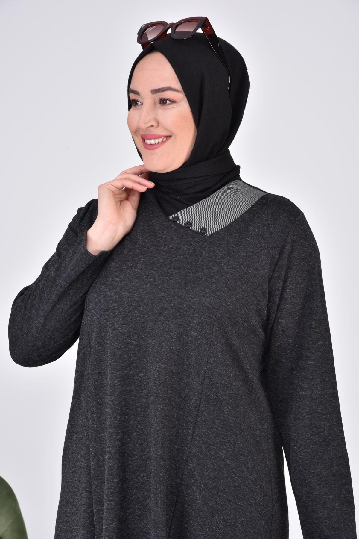 Kadin Buyuk Beden Ay Yaka Anne Elbise Uzun Tesettur Siyah - Resim 3