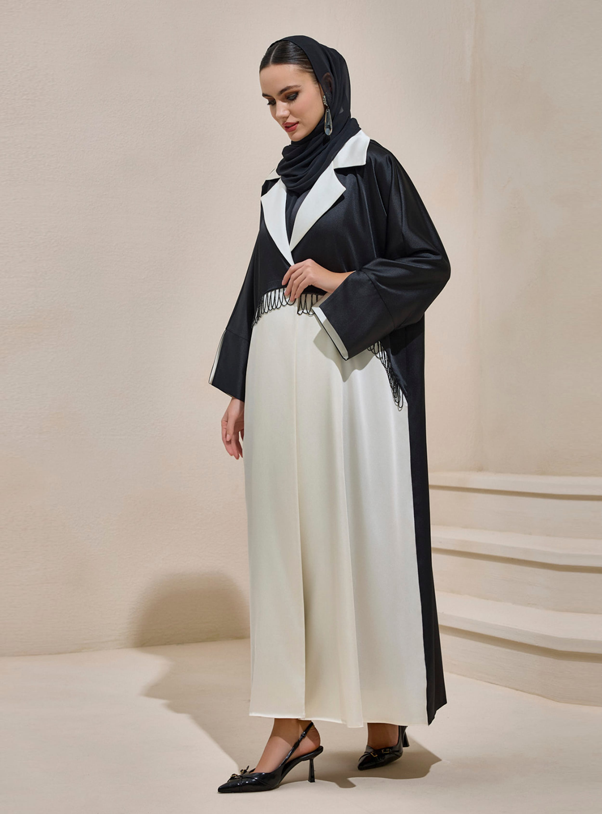 ELEGANT ABAYA - Siyah - Ekru - AL SHEIKHA - Resim 3