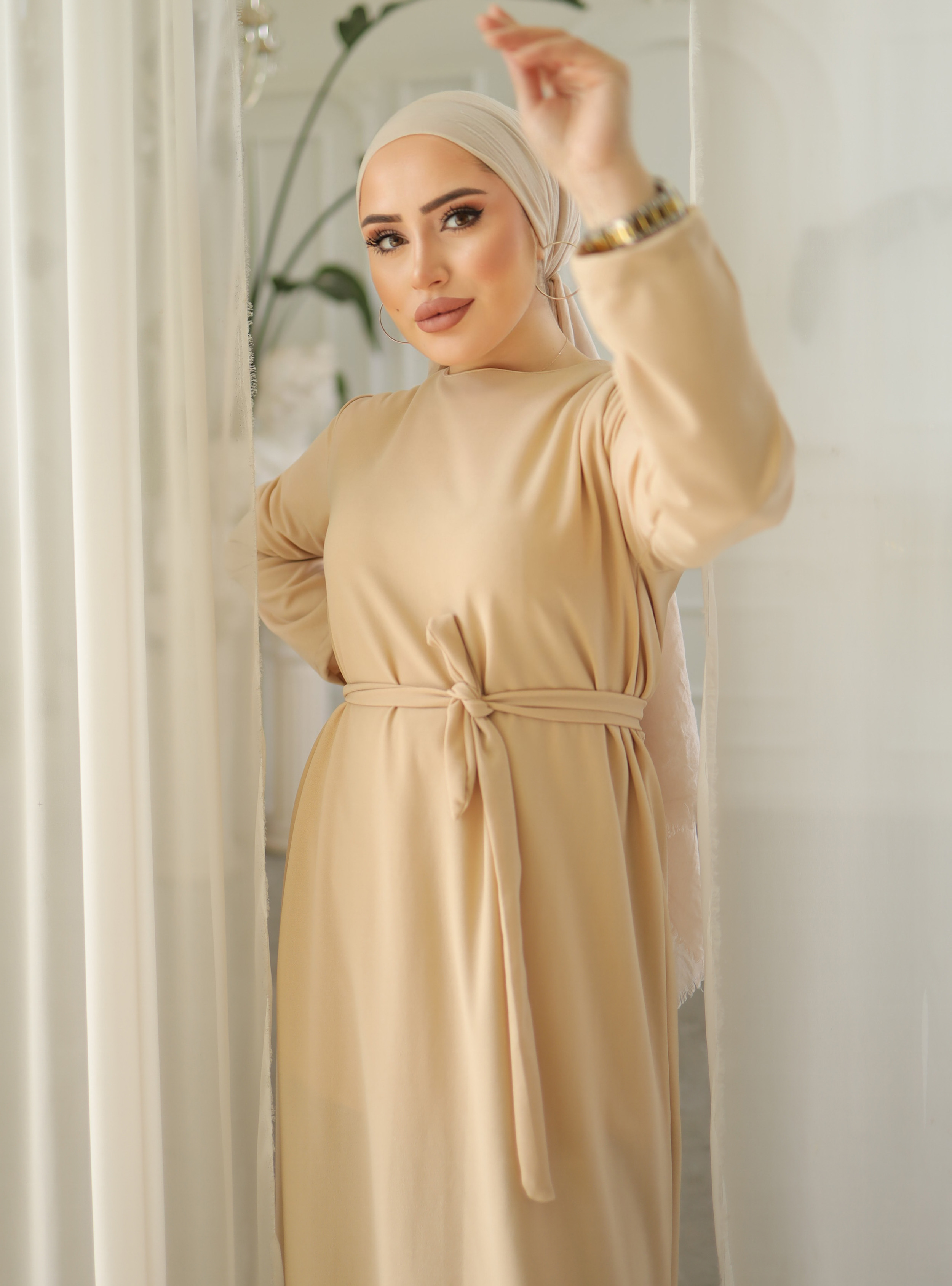 ETEĞİ PİLELİ SCUBA CREP ELBİSE - Krem - SAHRA BUTİK - Resim 3