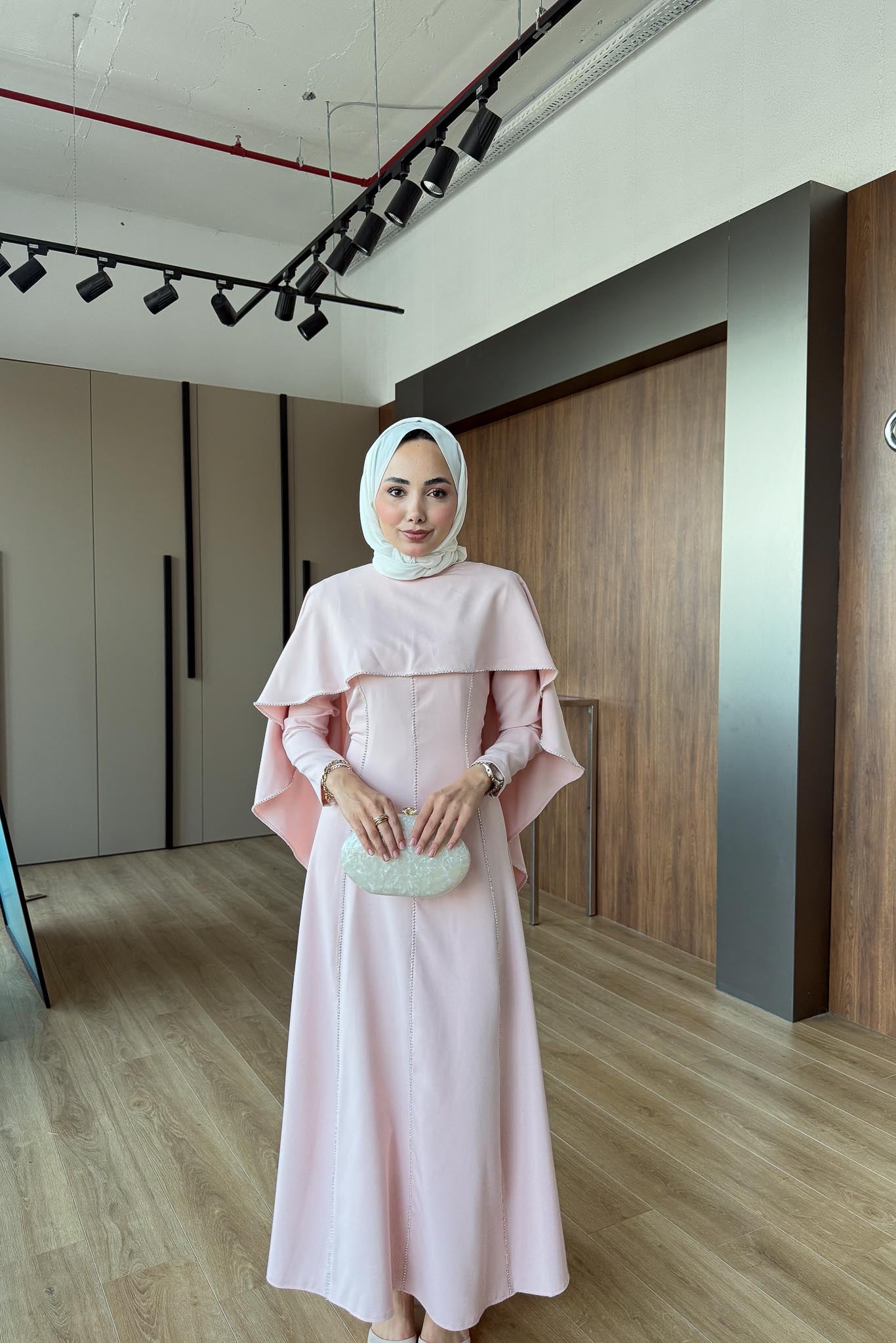 Riva Pelerin Taş Detaylı Elbise Pembe - Resim 2