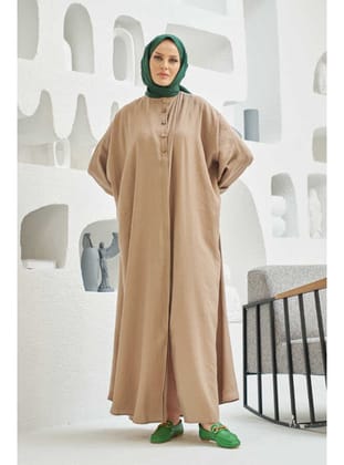 6618-Modal Süs Düğmeli Abaya Vizon