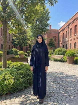 2303_Kadın Tek Parça Kendinden Şallı Taş İşlemeli Balon Kollu Abaya Ferace Koyu Lacivert