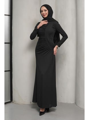 Siyah Önü Drapeli Balık Model Abiye