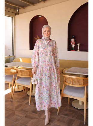Pembe Yarım Düğmeli Kol Lastikli Desenli  Elbise